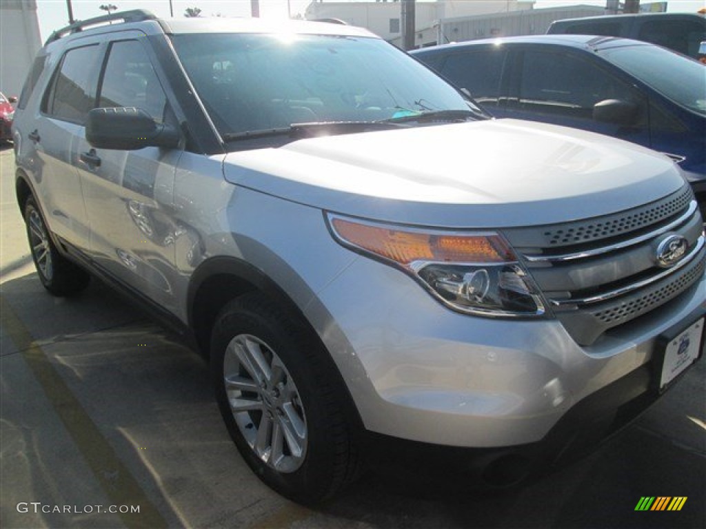 2015 Explorer FWD - Ingot Silver / Medium Light Stone photo #1