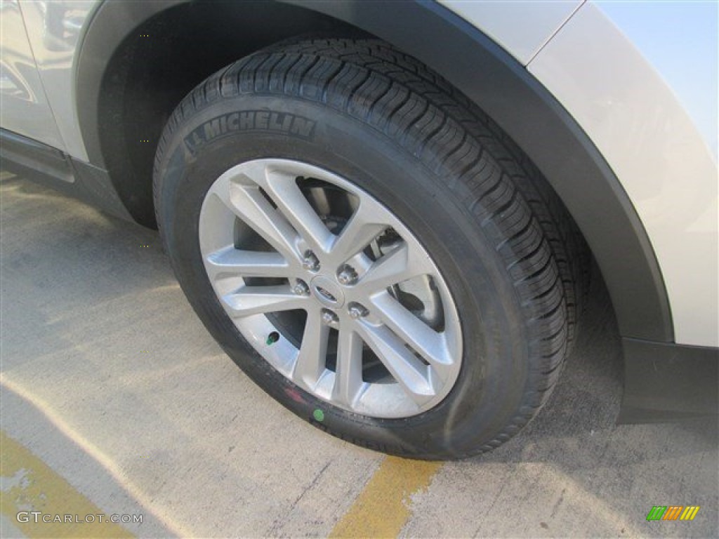 2015 Explorer FWD - Ingot Silver / Medium Light Stone photo #3