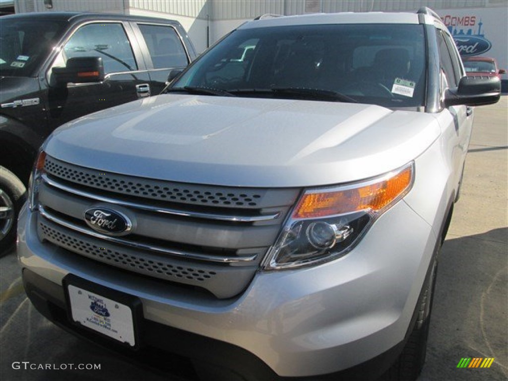 2015 Explorer FWD - Ingot Silver / Medium Light Stone photo #5
