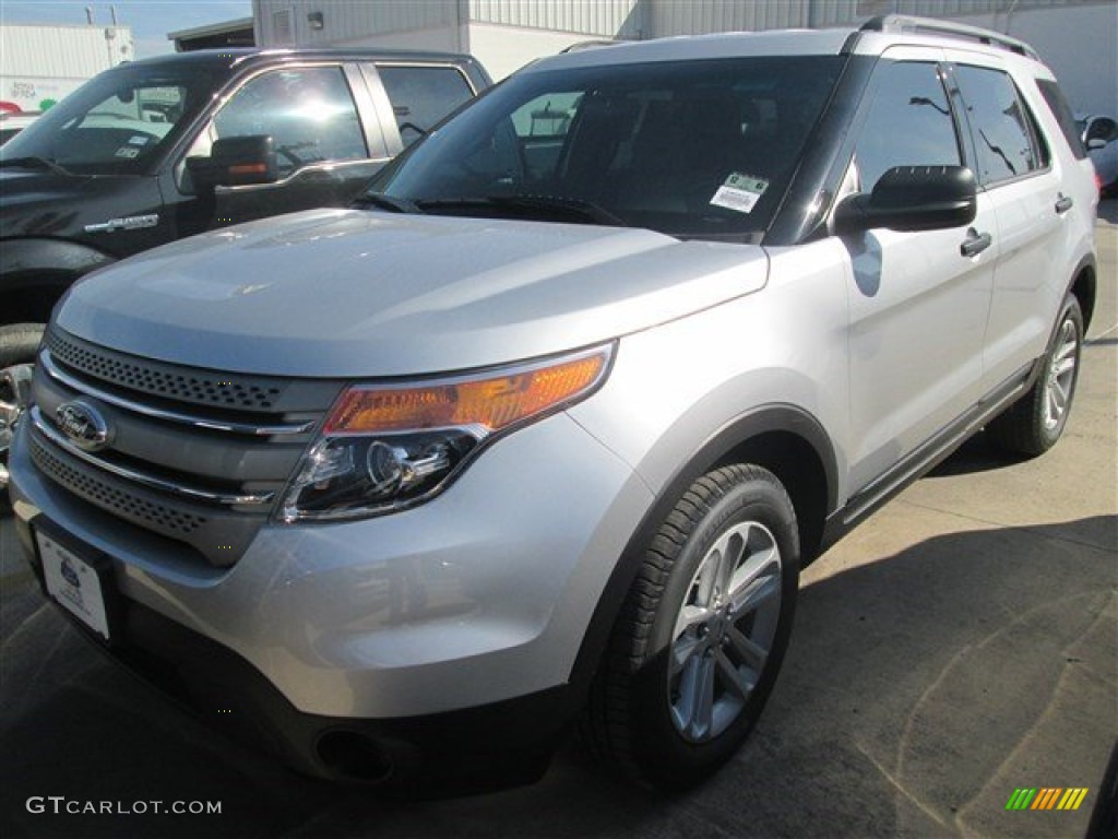 2015 Explorer FWD - Ingot Silver / Medium Light Stone photo #6