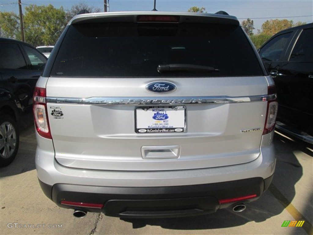 2015 Explorer FWD - Ingot Silver / Medium Light Stone photo #9