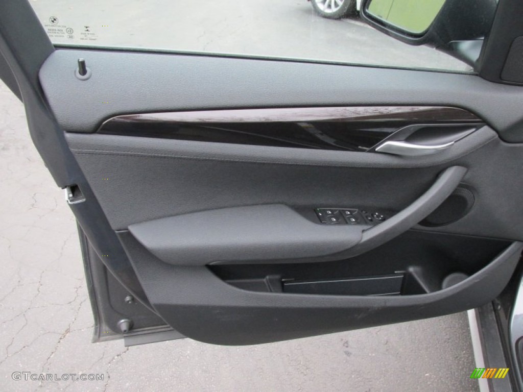 2015 X1 xDrive28i - Mineral Grey Metallic / Black photo #10