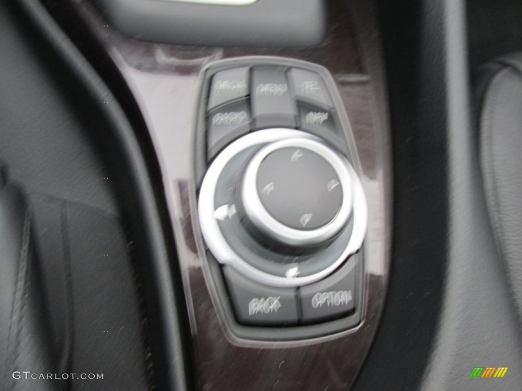 2015 X1 xDrive28i - Mineral Grey Metallic / Black photo #17
