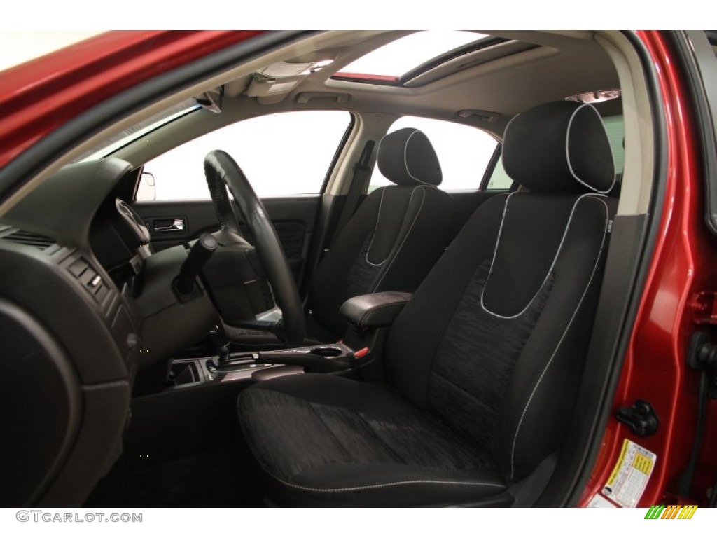 2011 Fusion SE V6 - Red Candy Metallic / Charcoal Black photo #5