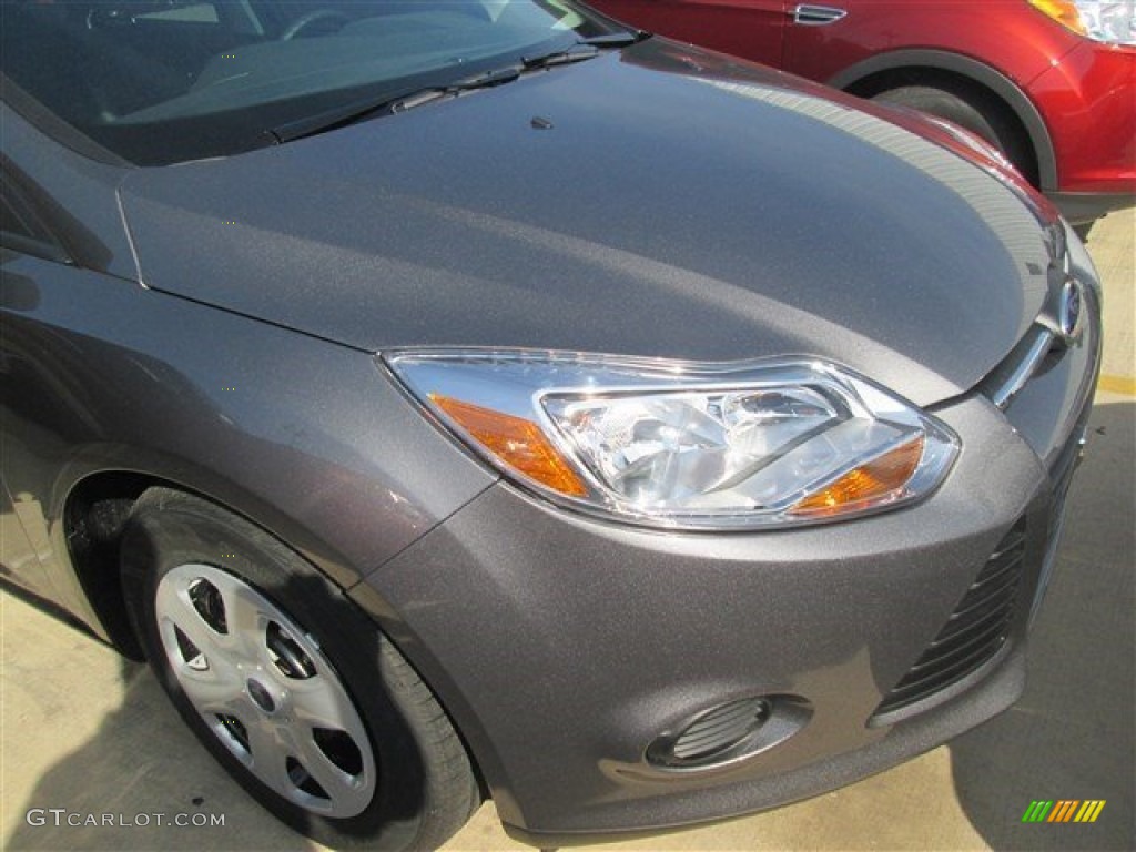 2014 Focus S Sedan - Sterling Gray / Charcoal Black photo #2