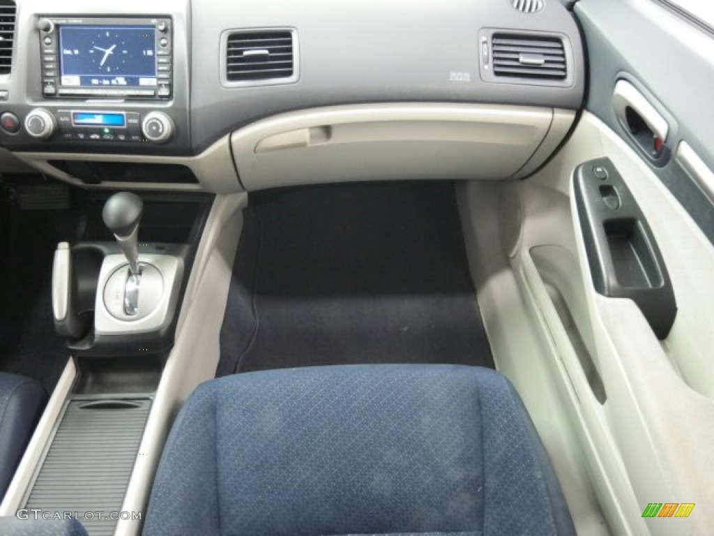 2007 Civic Hybrid Sedan - Alabaster Silver Metallic / Blue photo #24