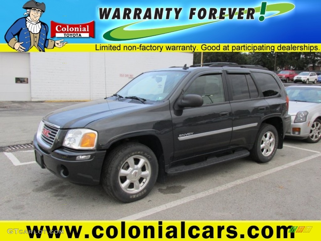 2006 Envoy SLE 4x4 - Carbon Metallic / Light Gray photo #1