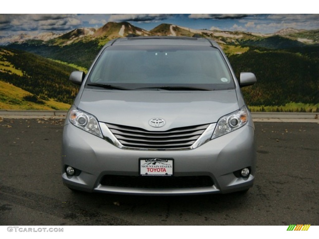 2015 Sienna XLE AWD - Silver Sky Metallic / Ash photo #2