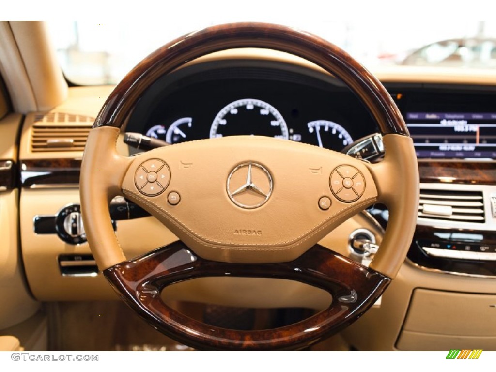2013 Mercedes-Benz S 550 4Matic Sedan Cashmere/Savanna Steering Wheel Photo #99855756