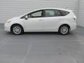 Blizzard White Pearl - Prius v Three Photo No. 6