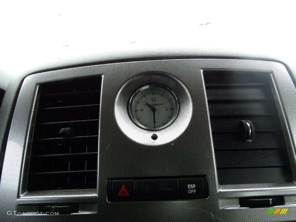 2005 300 Touring - Midnight Blue Pearlcoat / Deep Jade/Light Graystone photo #9