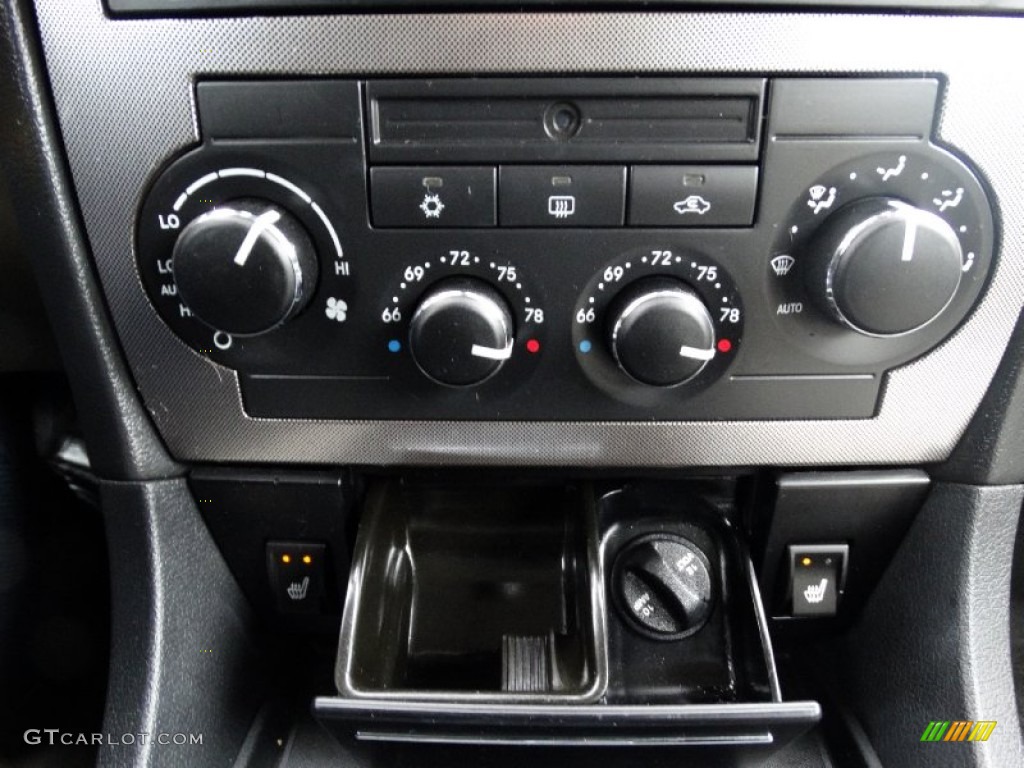 2005 300 Touring - Midnight Blue Pearlcoat / Deep Jade/Light Graystone photo #11