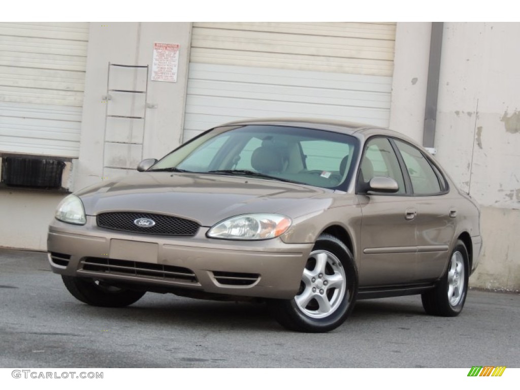 2004 Taurus SES Sedan - Arizona Beige Metallic / Medium Parchment photo #1