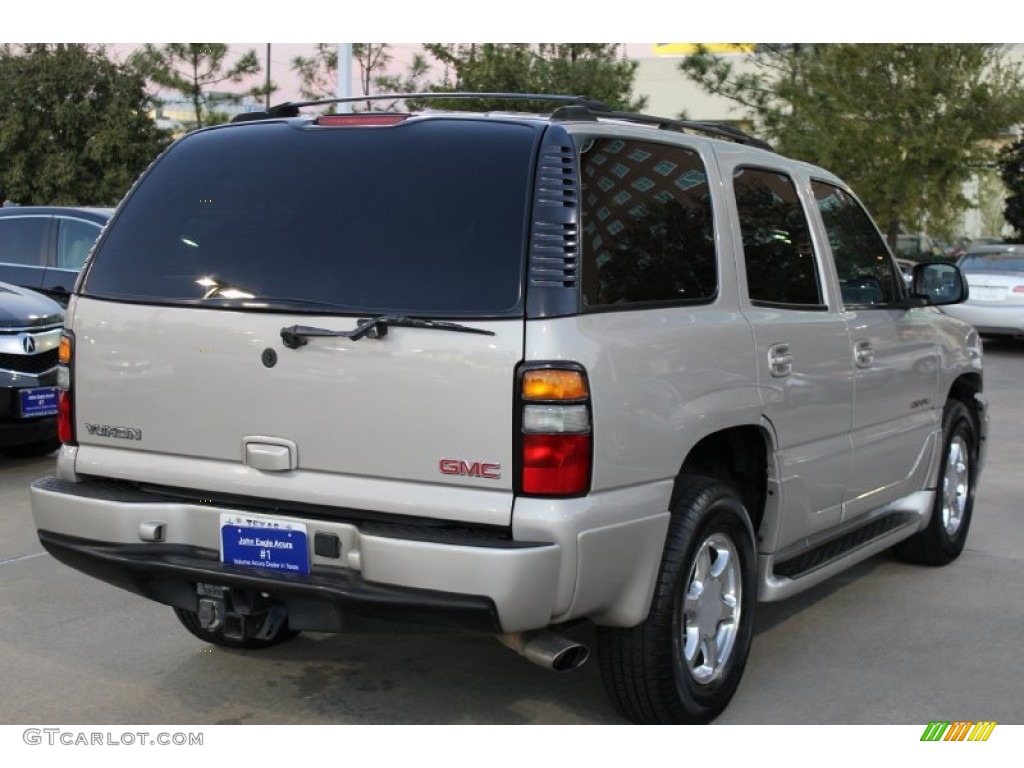 2004 Yukon Denali AWD - Silver Birch Metallic / Stone Gray photo #7