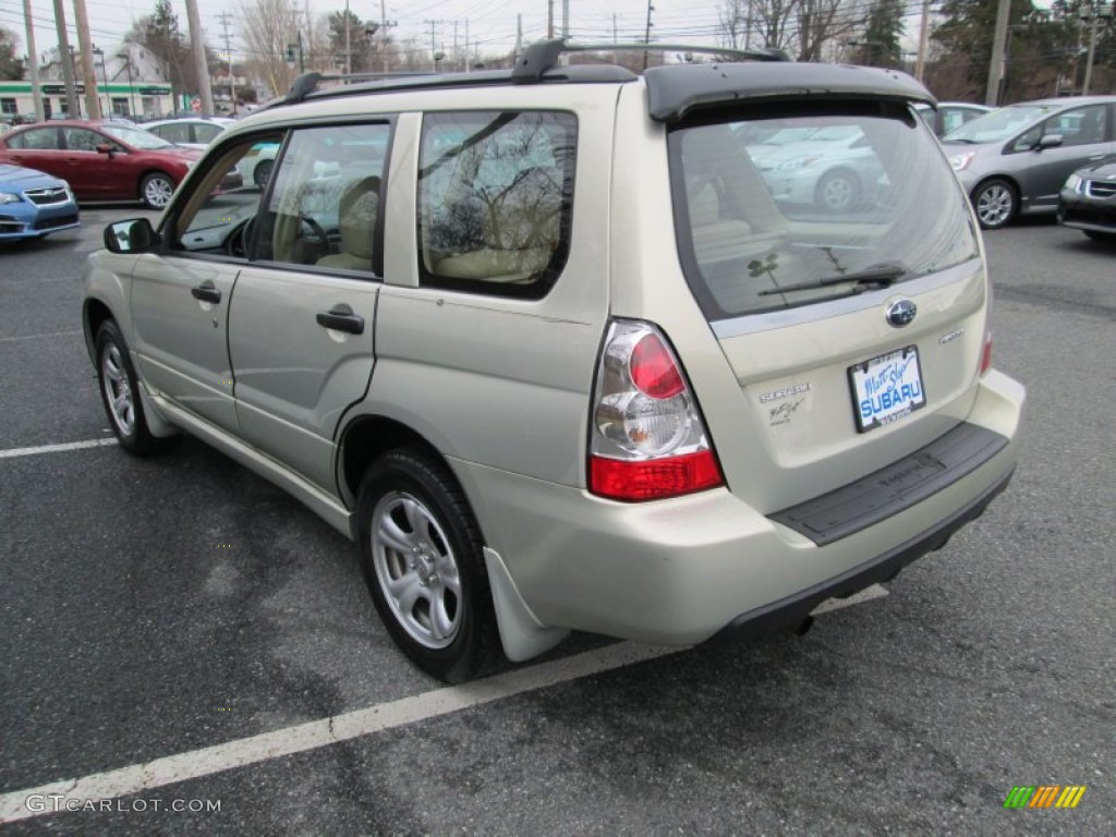 2006 Forester 2.5 X - Champagne Gold Opal / Desert Beige photo #8