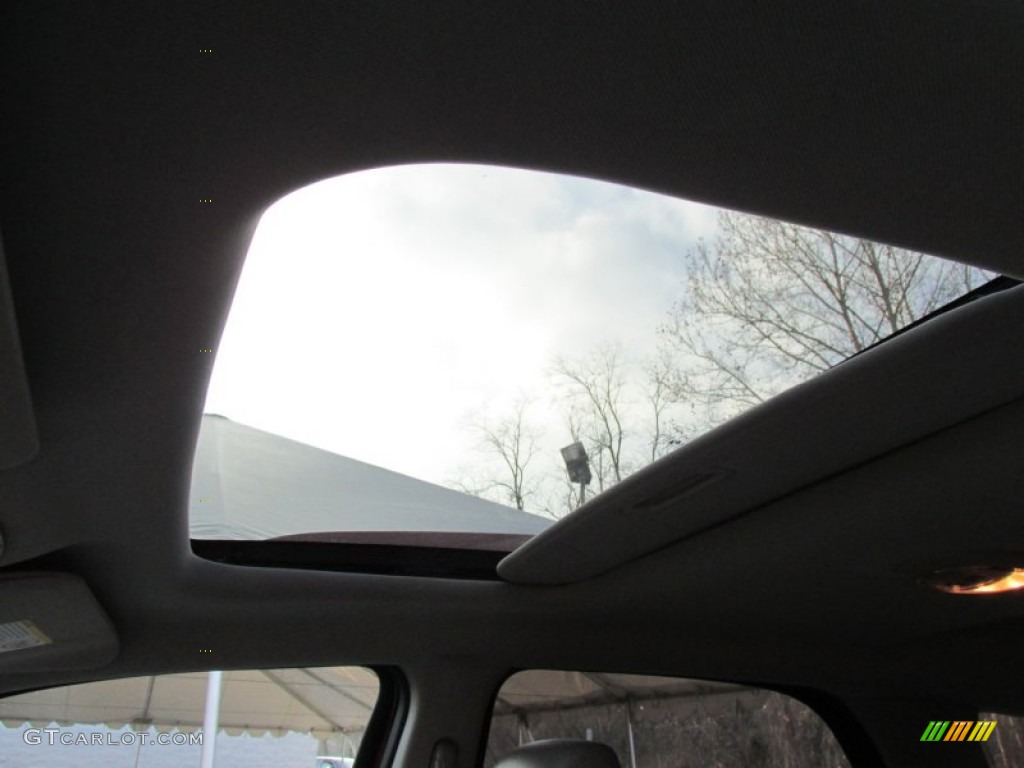2005 Equinox LT AWD - Salsa Red Metallic / Light Gray photo #25