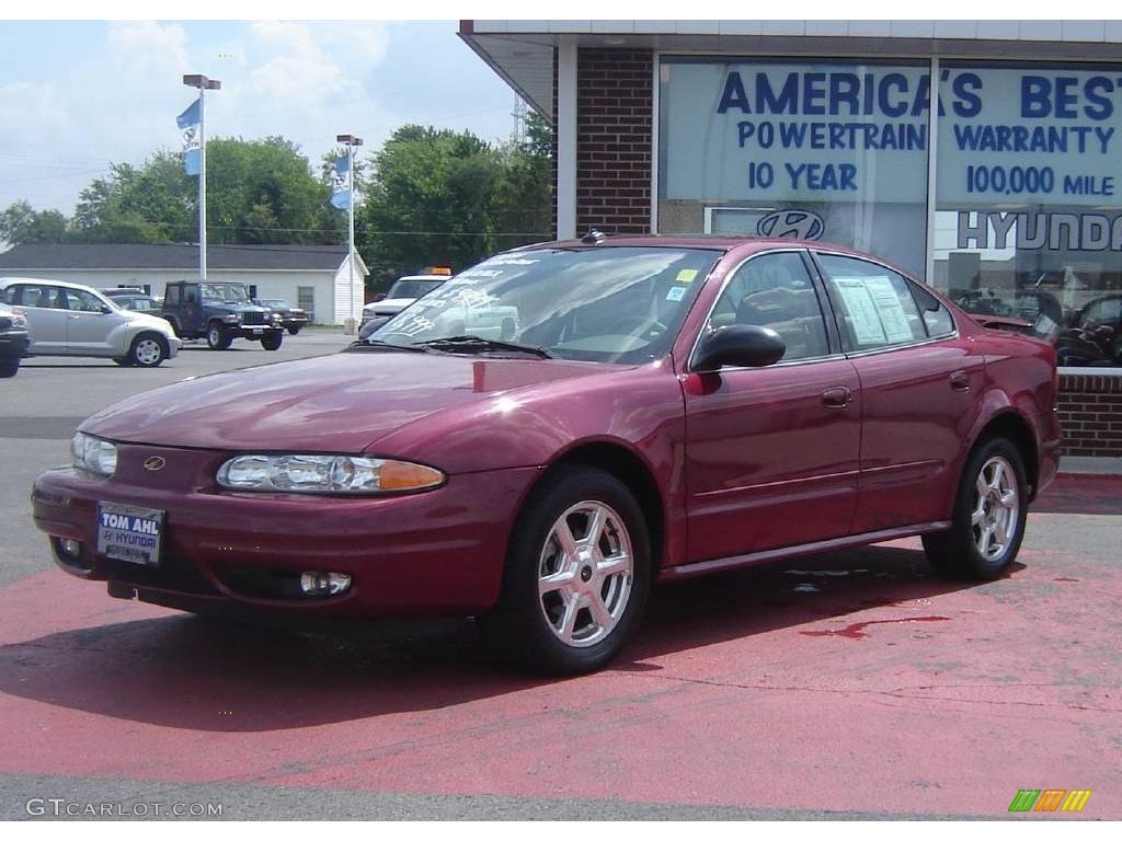 2004 Alero GLS Sedan - Sport Red / Neutral photo #1