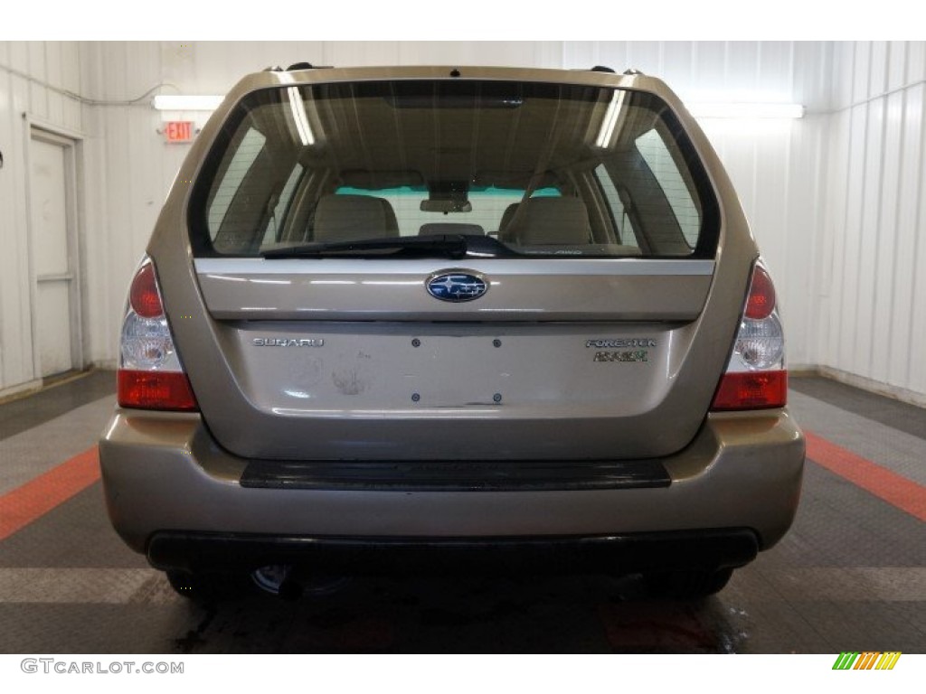 2008 Forester 2.5 X - Topaz Gold Metallic / Desert Beige photo #9