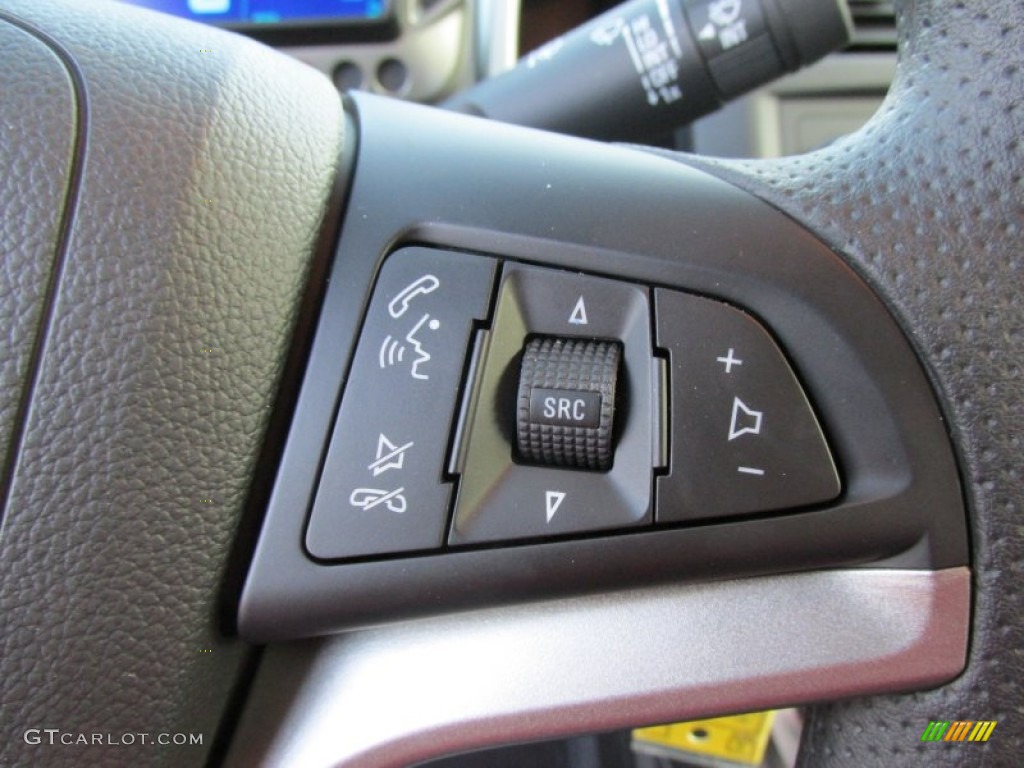 2015 Chevrolet Sonic LS Sedan Controls Photos