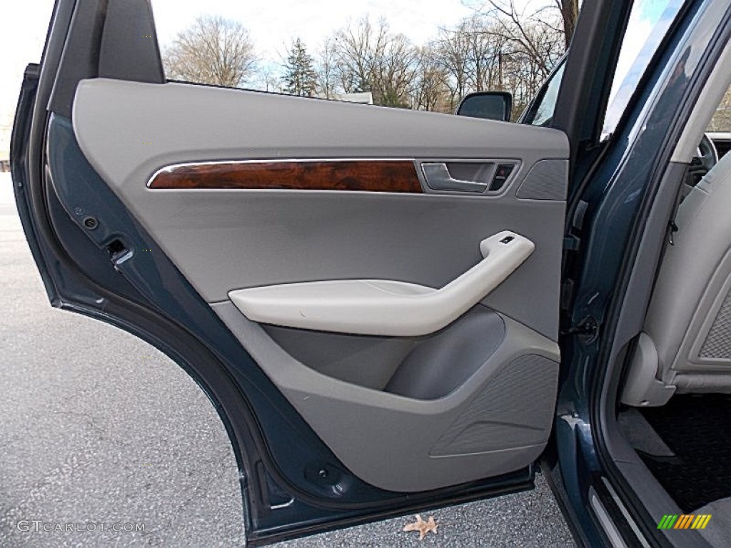 2009 Q5 3.2 Premium quattro - Meteor Gray Pearl Effect / Light Gray photo #17
