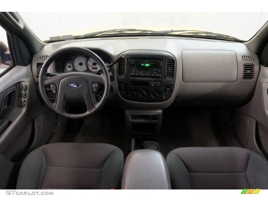 2002 Escape XLT V6 4WD - Chrome Yellow / Medium Graphite photo #22
