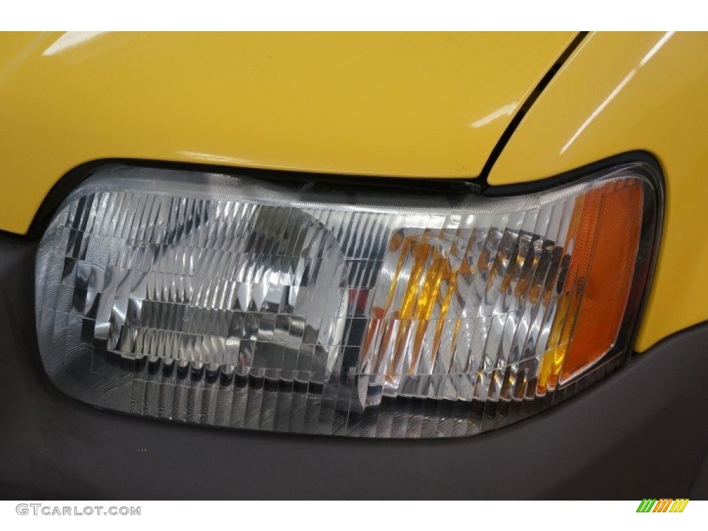2002 Escape XLT V6 4WD - Chrome Yellow / Medium Graphite photo #35