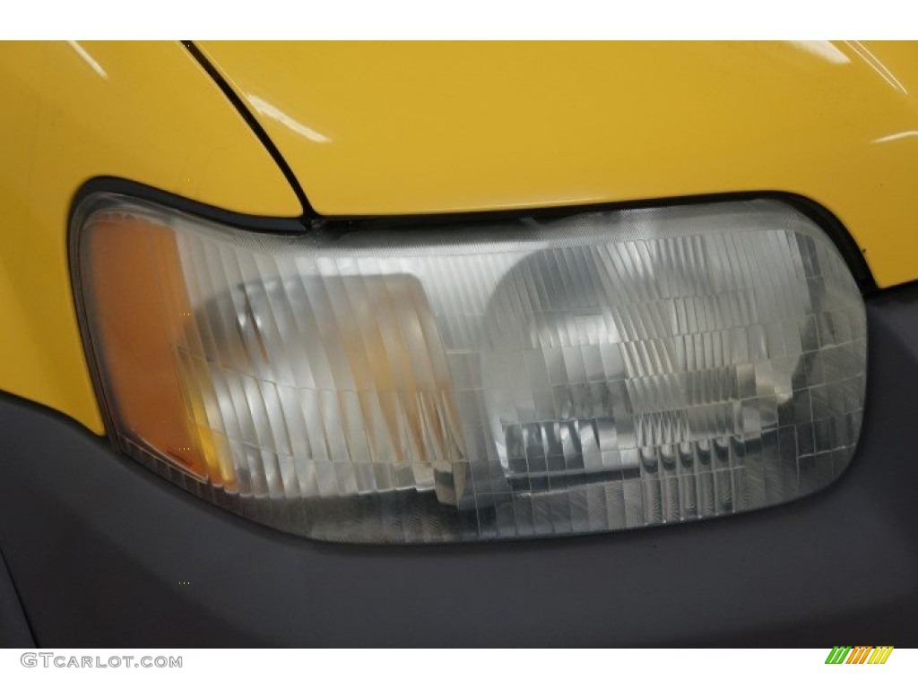 2002 Escape XLT V6 4WD - Chrome Yellow / Medium Graphite photo #36