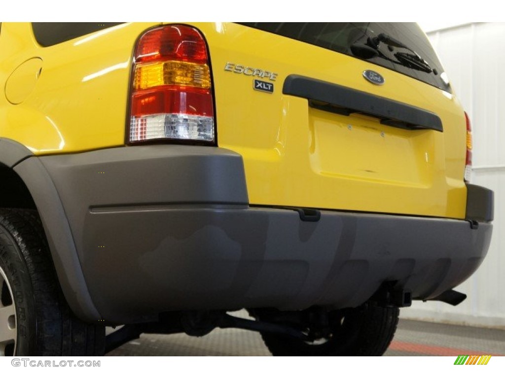 2002 Escape XLT V6 4WD - Chrome Yellow / Medium Graphite photo #50