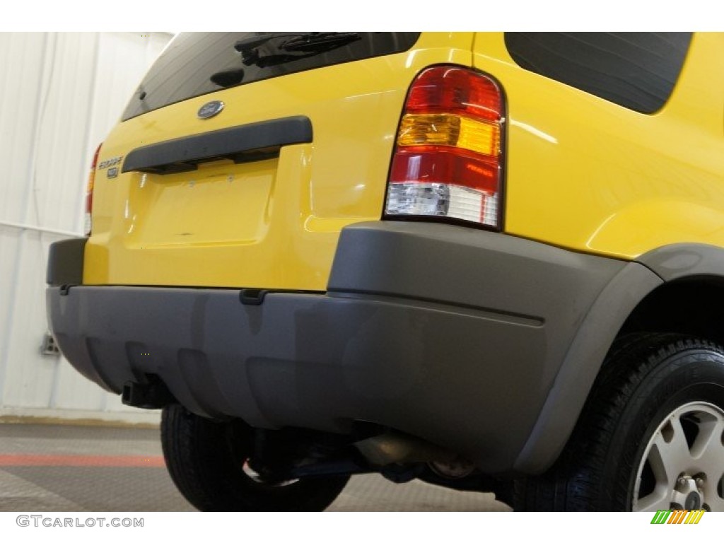 2002 Escape XLT V6 4WD - Chrome Yellow / Medium Graphite photo #51