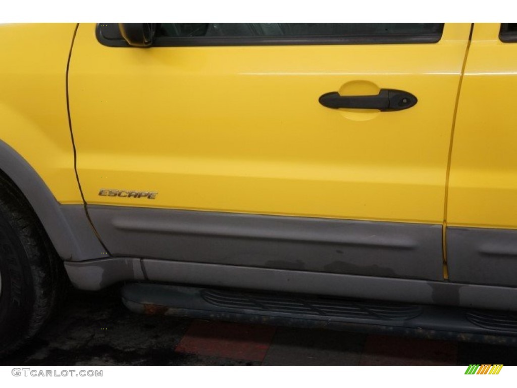 2002 Escape XLT V6 4WD - Chrome Yellow / Medium Graphite photo #57