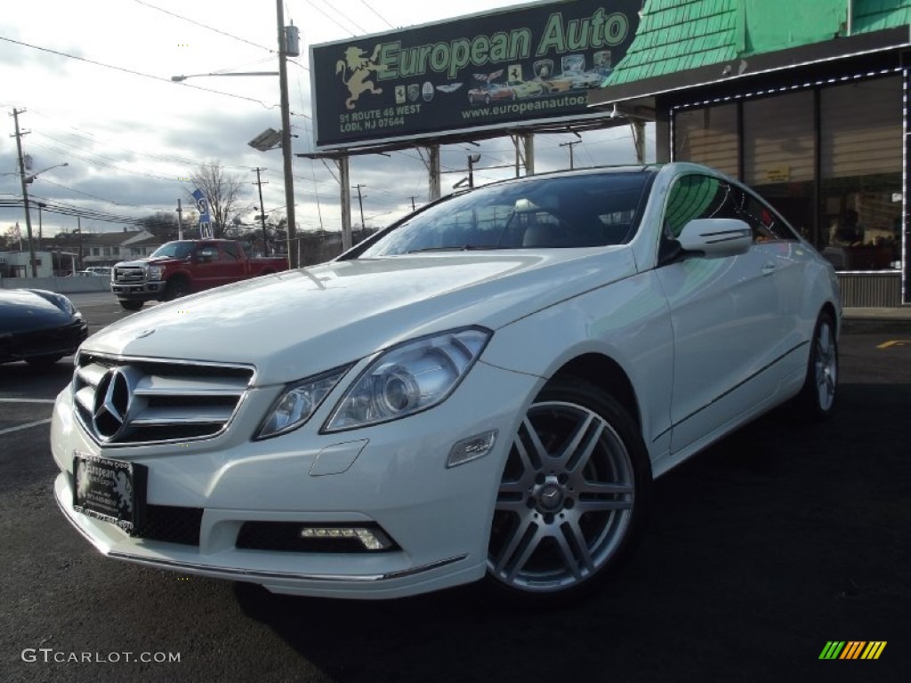 2010 E 350 Coupe - Diamond White Metallic / Black photo #1