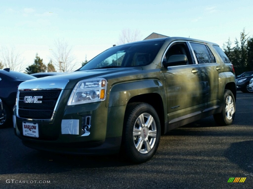 2015 Terrain SLE - Cypress Green Metallic / Jet Black photo #1