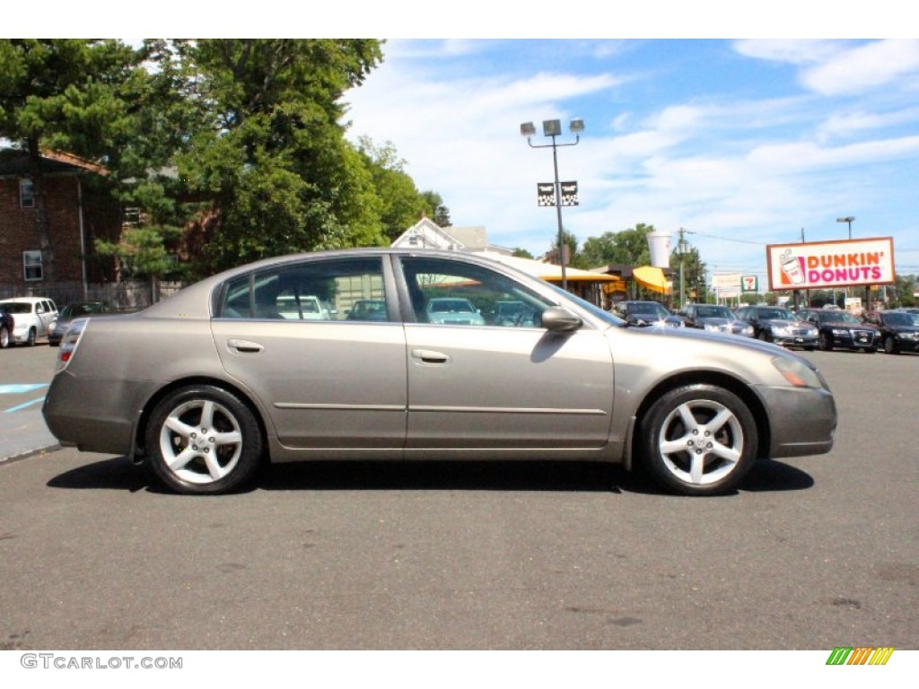 2005 Altima 3.5 SE - Polished Pewter Metallic / Blond photo #10