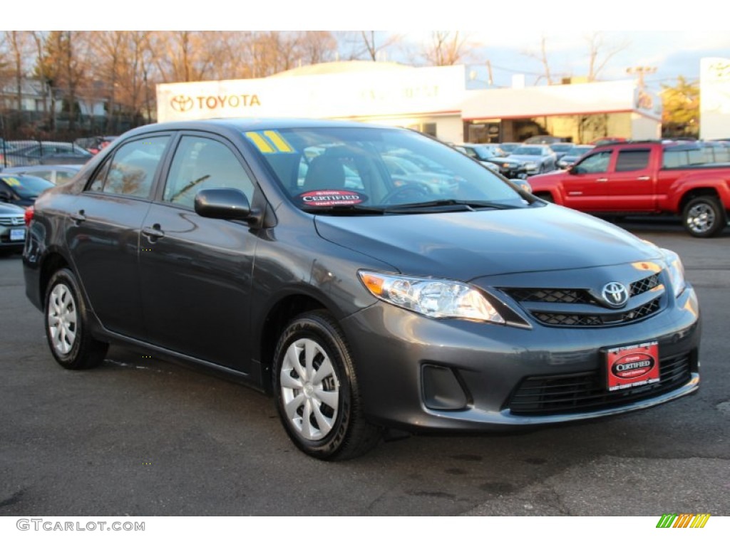 Magnetic Gray Metallic Toyota Corolla