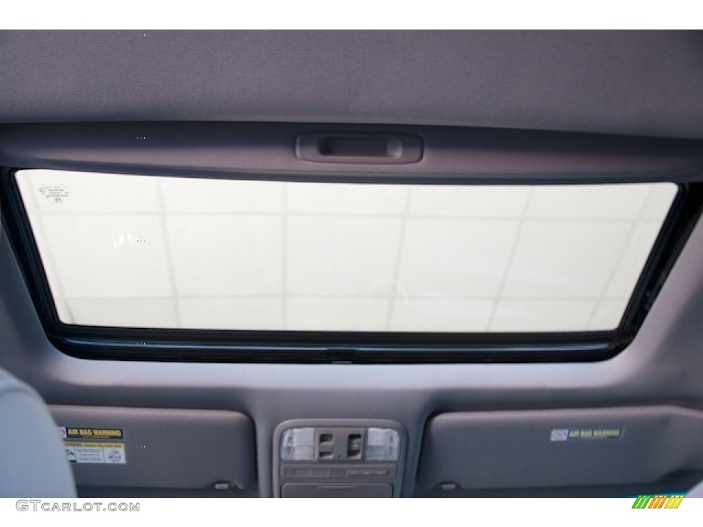 2015 Pilot EX-L - Alabaster Silver Metallic / Gray photo #15