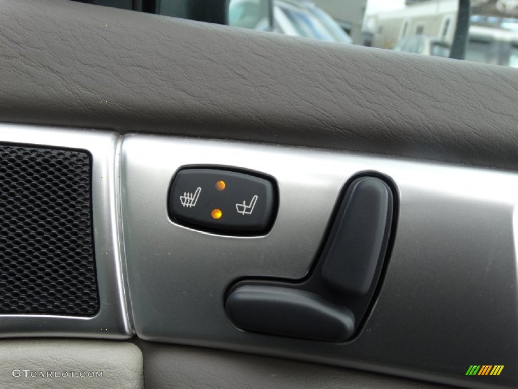 2004 Pacifica AWD - Stone White / Deep Jade/Light Taupe photo #15