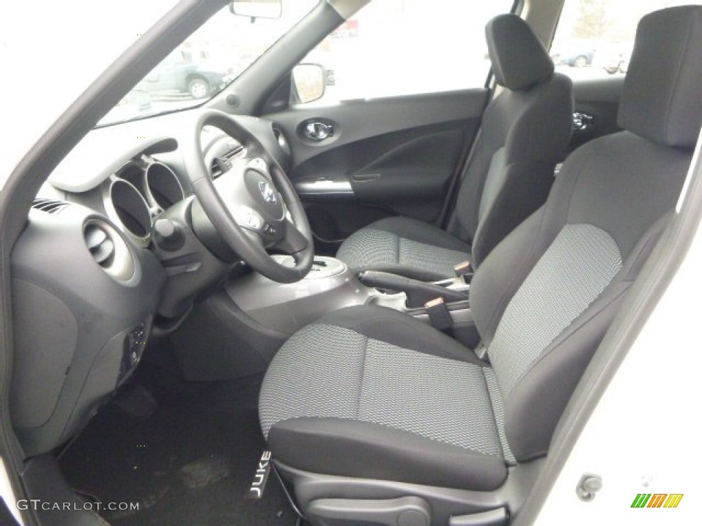 2015 Juke S AWD - Pearl White / Black/Silver photo #16
