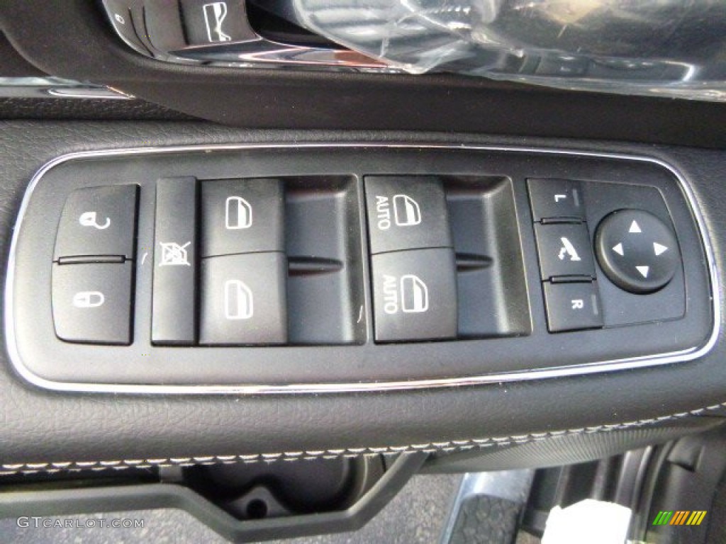 2015 Ram 3500 Laramie Mega Cab 4x4 Dual Rear Wheel Controls Photo #99913732