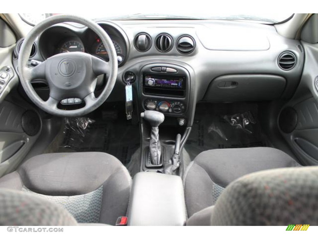 2005 Grand Am SE Sedan - Galaxy Silver Metallic / Dark Pewter photo #6