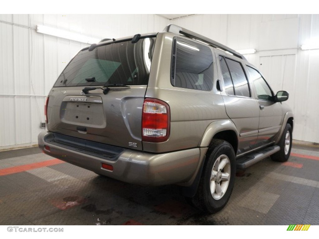 2003 Pathfinder SE 4x4 - Polished Pewter Metallic / Charcoal photo #8