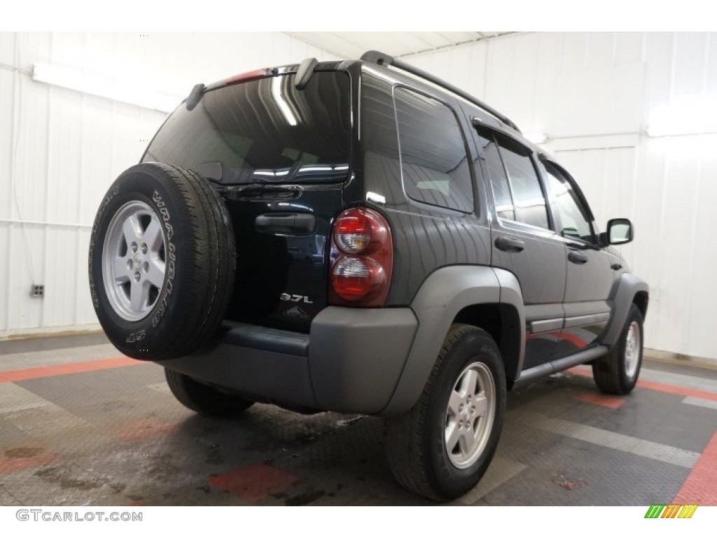 2006 Liberty Sport 4x4 - Black / Medium Slate Gray photo #8