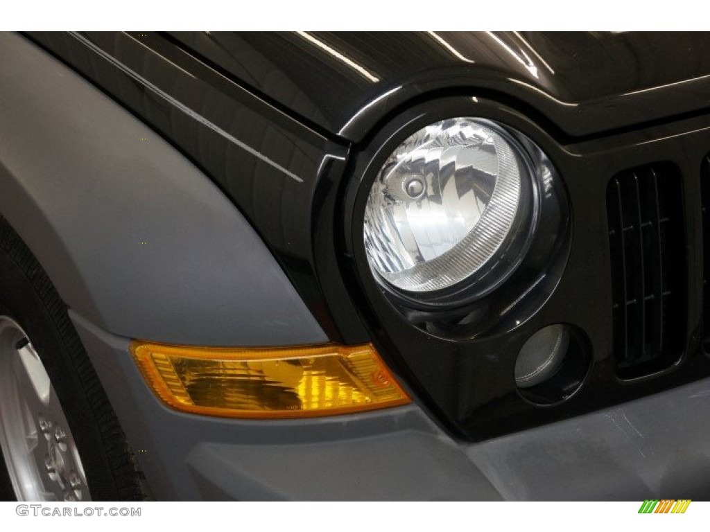 2006 Liberty Sport 4x4 - Black / Medium Slate Gray photo #33