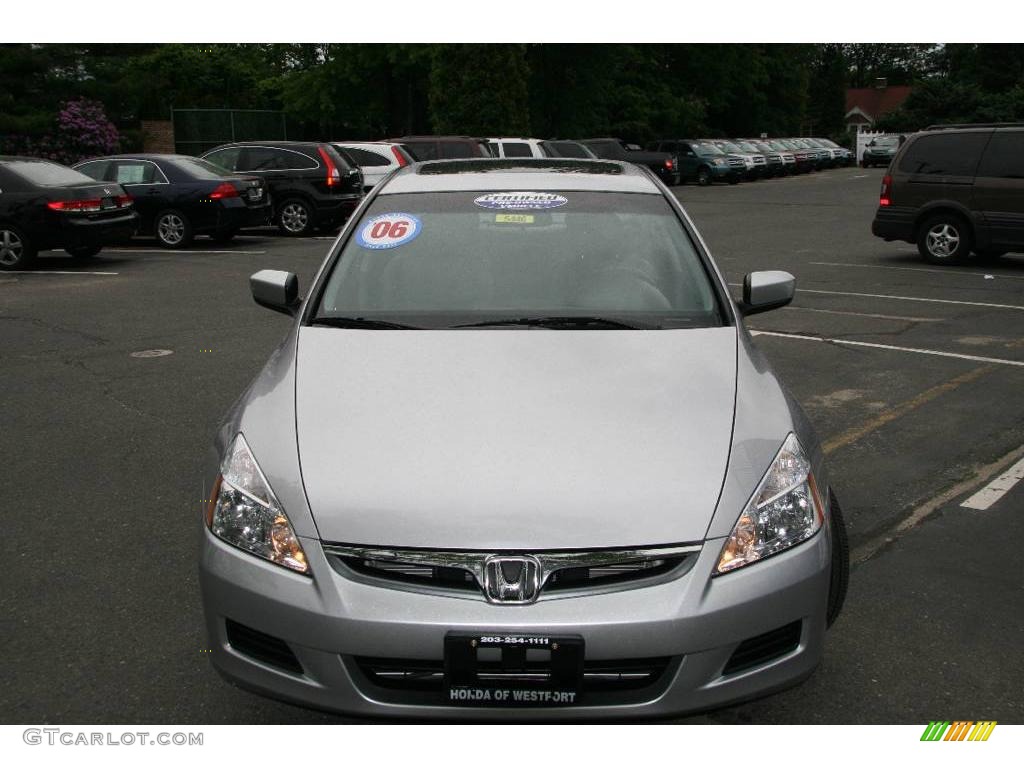 2006 Accord EX-L V6 Sedan - Alabaster Silver Metallic / Gray photo #2