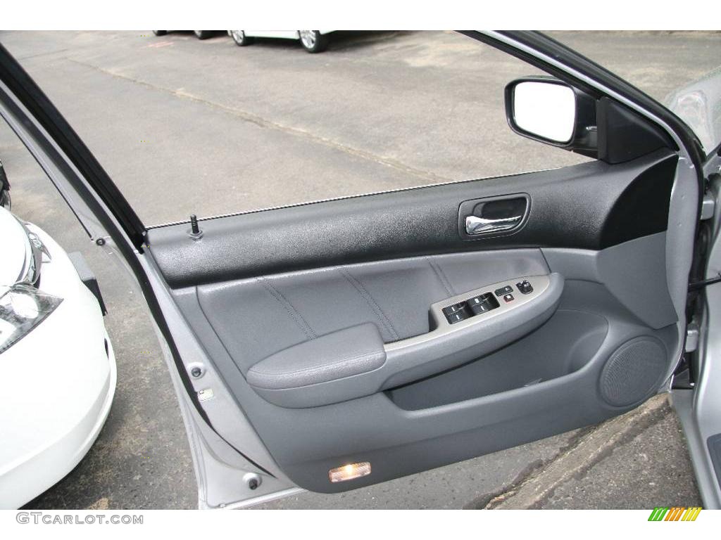 2006 Accord EX-L V6 Sedan - Alabaster Silver Metallic / Gray photo #17