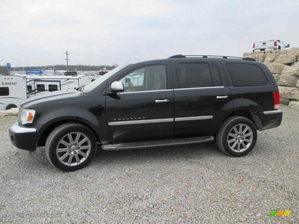 2007 Aspen Limited HEMI 4WD - Brilliant Black Crystal Pearl / Dark Khaki/Light Graystone photo #3