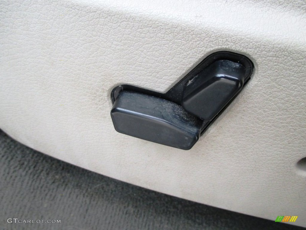 2007 Aspen Limited HEMI 4WD - Brilliant Black Crystal Pearl / Dark Khaki/Light Graystone photo #6