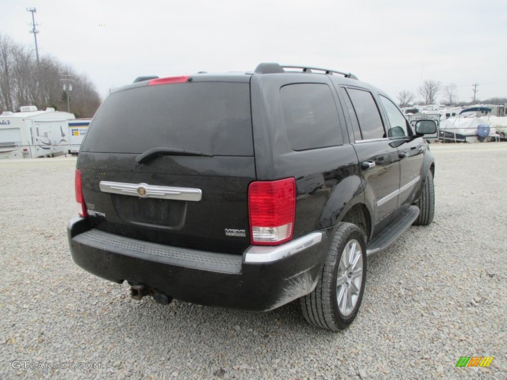 2007 Aspen Limited HEMI 4WD - Brilliant Black Crystal Pearl / Dark Khaki/Light Graystone photo #28