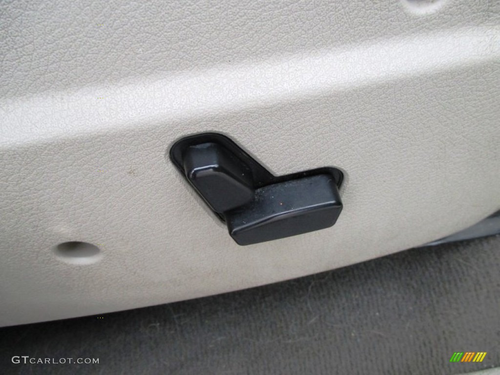 2007 Aspen Limited HEMI 4WD - Brilliant Black Crystal Pearl / Dark Khaki/Light Graystone photo #32