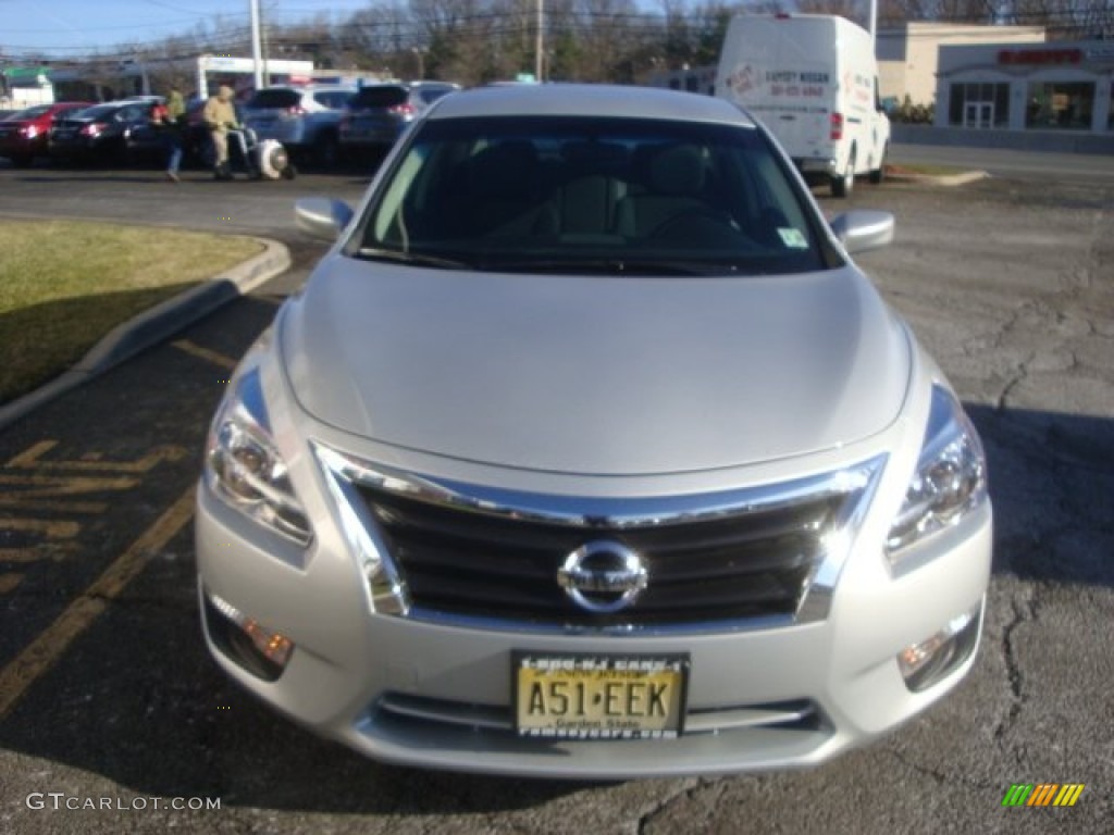 2014 Altima 2.5 S - Brilliant Silver / Charcoal photo #2