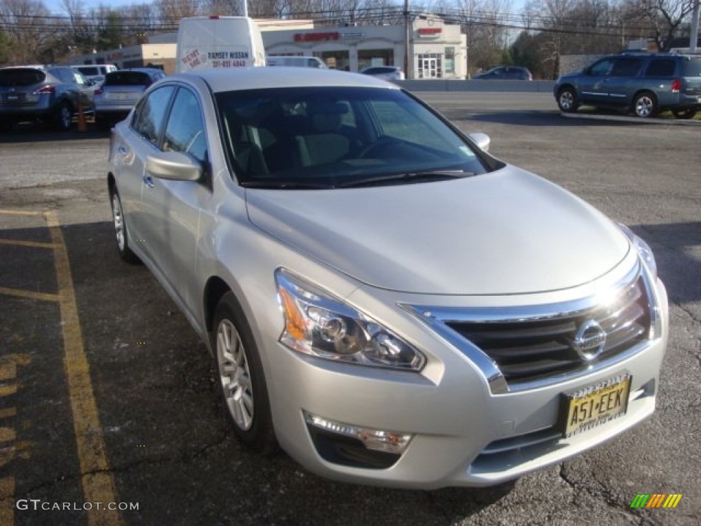 2014 Altima 2.5 S - Brilliant Silver / Charcoal photo #3